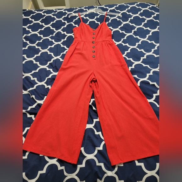 Red jumpsuit. Size M - Picture 5 of 10